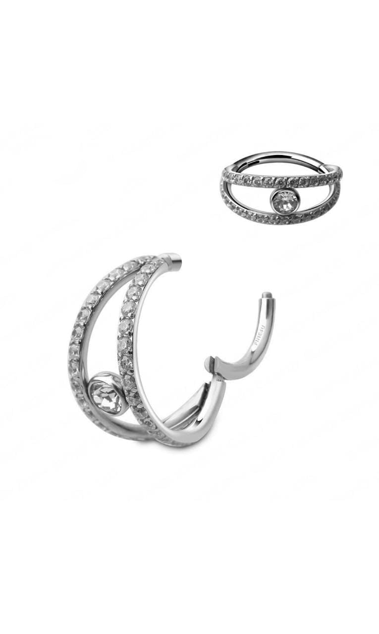 Manek° Anillo de oreja  de titanio de grado implante, circonita  en forma de ojo 16G .