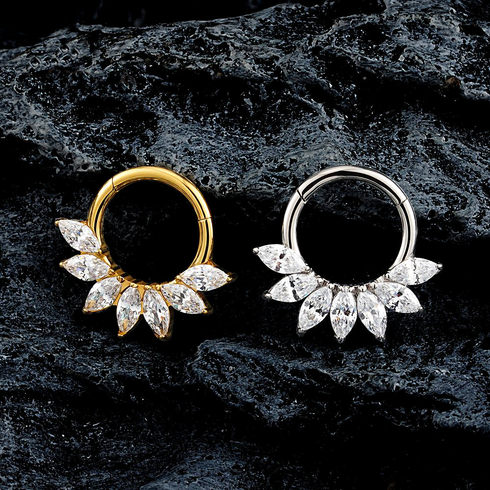 Manek° Aro de nariz articulado con segmento de circonita cúbica marquesa ASTM F136 de titanio para piercing de septum, cartílago y daith 16G.