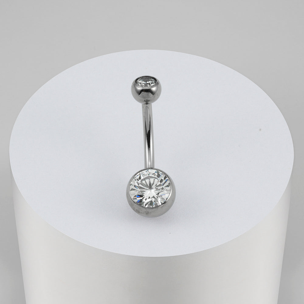 Manek° Piercing ombligo curvo transparente de titanio de grado implante con circonita cúbica transparente, rosca interna 14G.