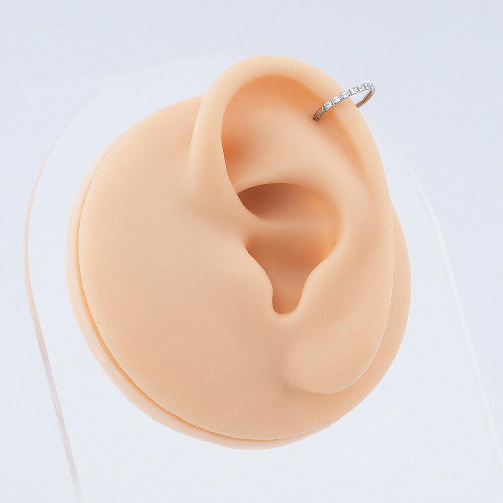 Manek° Aros de perforación para conch, de titanio, grado ASTM F136, cuadrados, transparentes, con bisagra, de gran tamaño, con certificación ASTM F136.